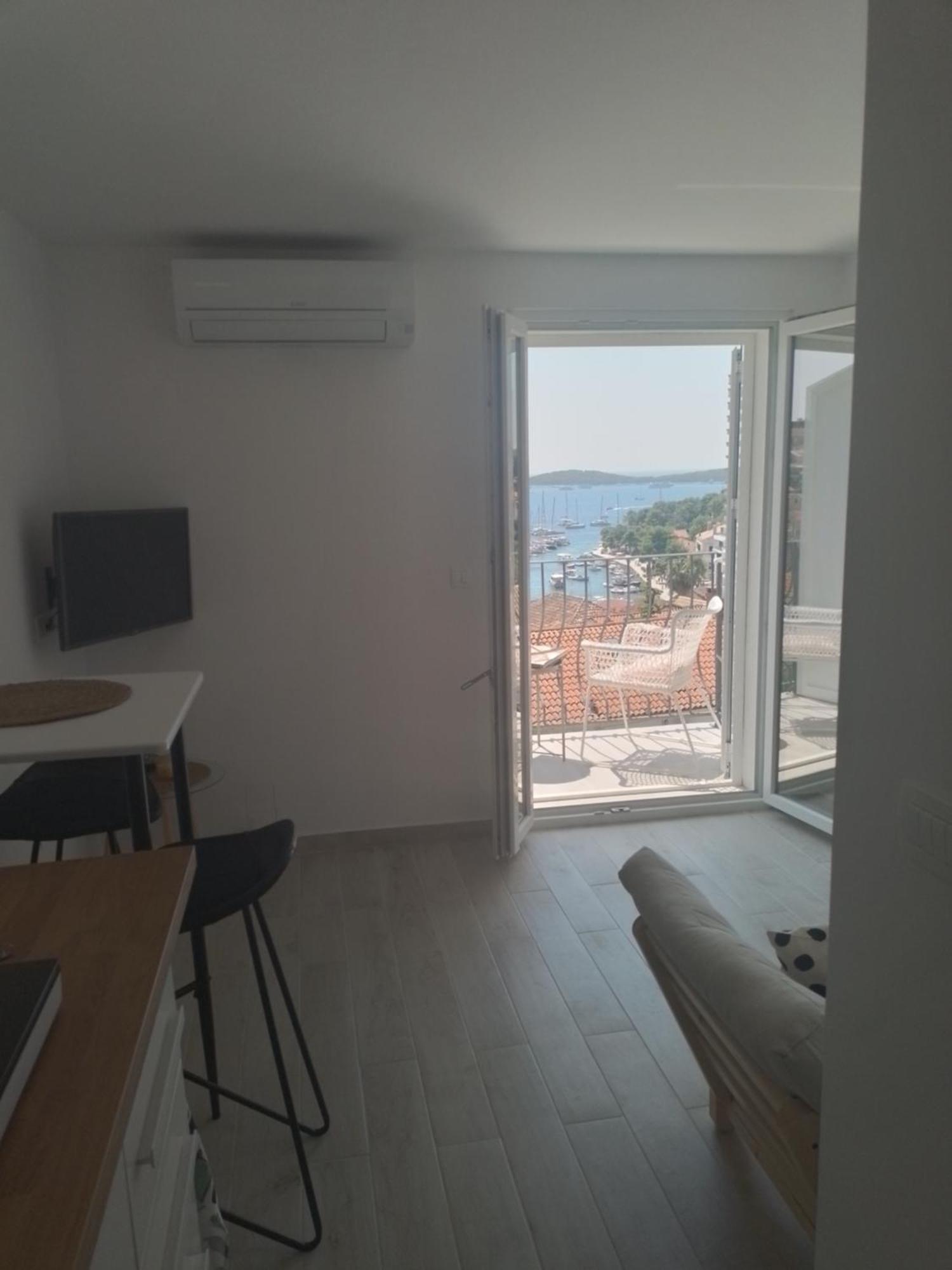 Apartments Old Town Hvar Sea View Hvar Town Bagian luar foto