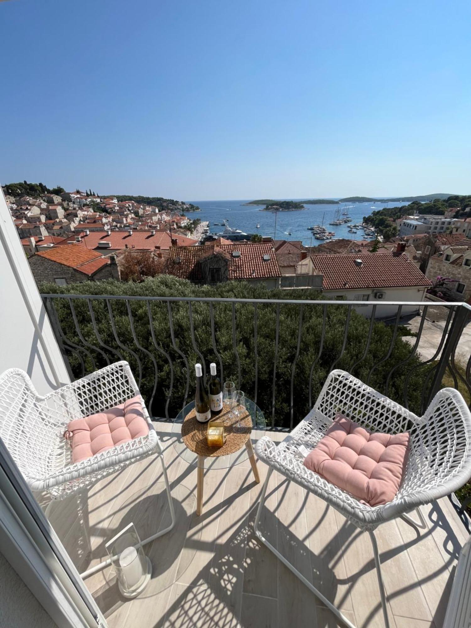 Apartments Old Town Hvar Sea View Hvar Town Bagian luar foto