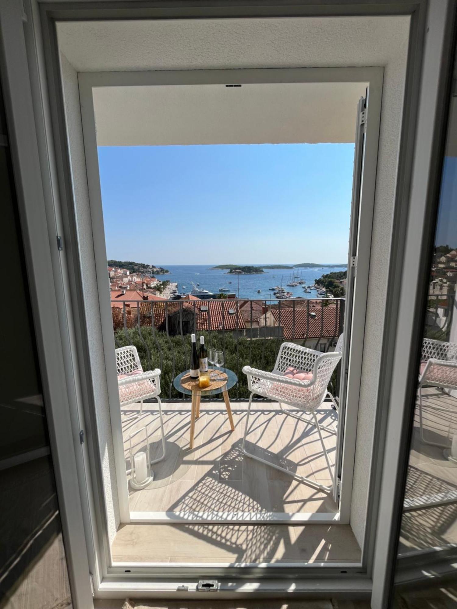 Apartments Old Town Hvar Sea View Hvar Town Bagian luar foto